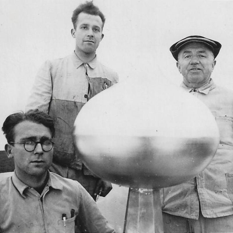 1947